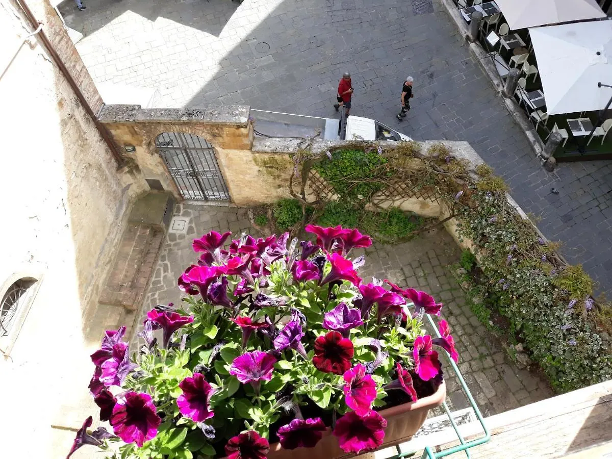 B&B Simonetta Siena 3*,